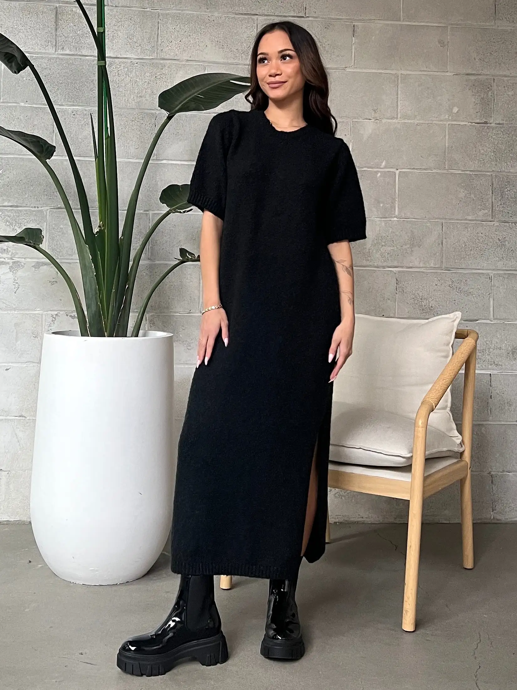 C'EST MOI Knit Crewneck Maxi Sweater Dress