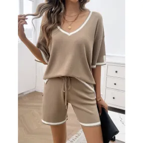 Contrast Trim V-Neck Top and Shorts Set