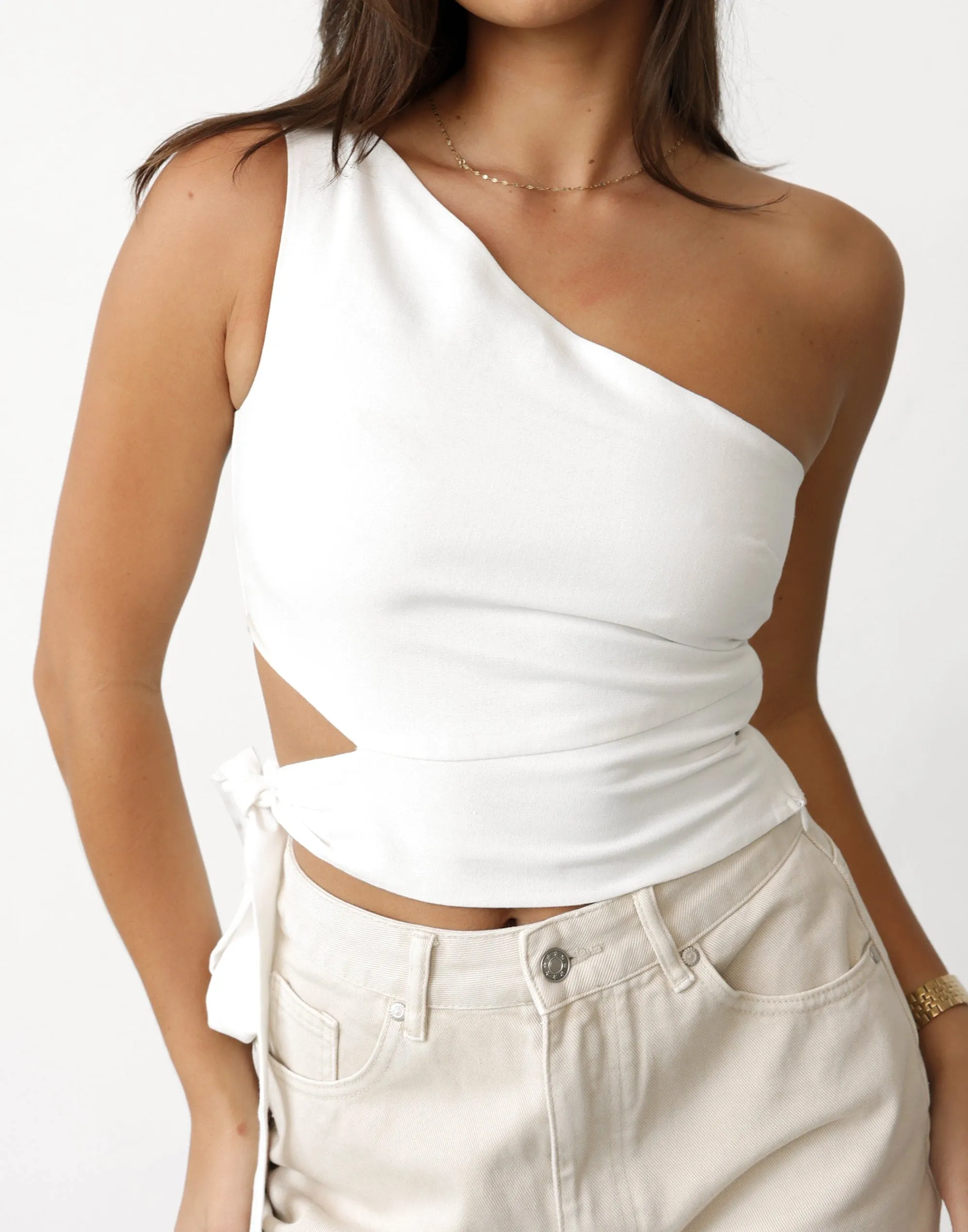 Niyah One Shoulder Top  (White)