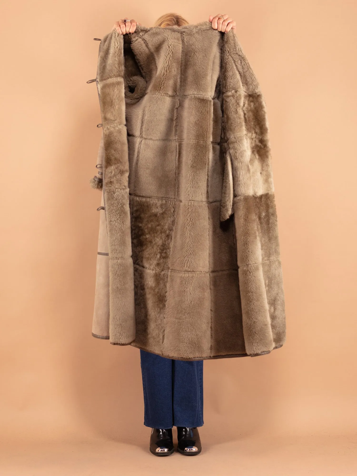 Vintage 80's Women Sheepskin Coat in Beige