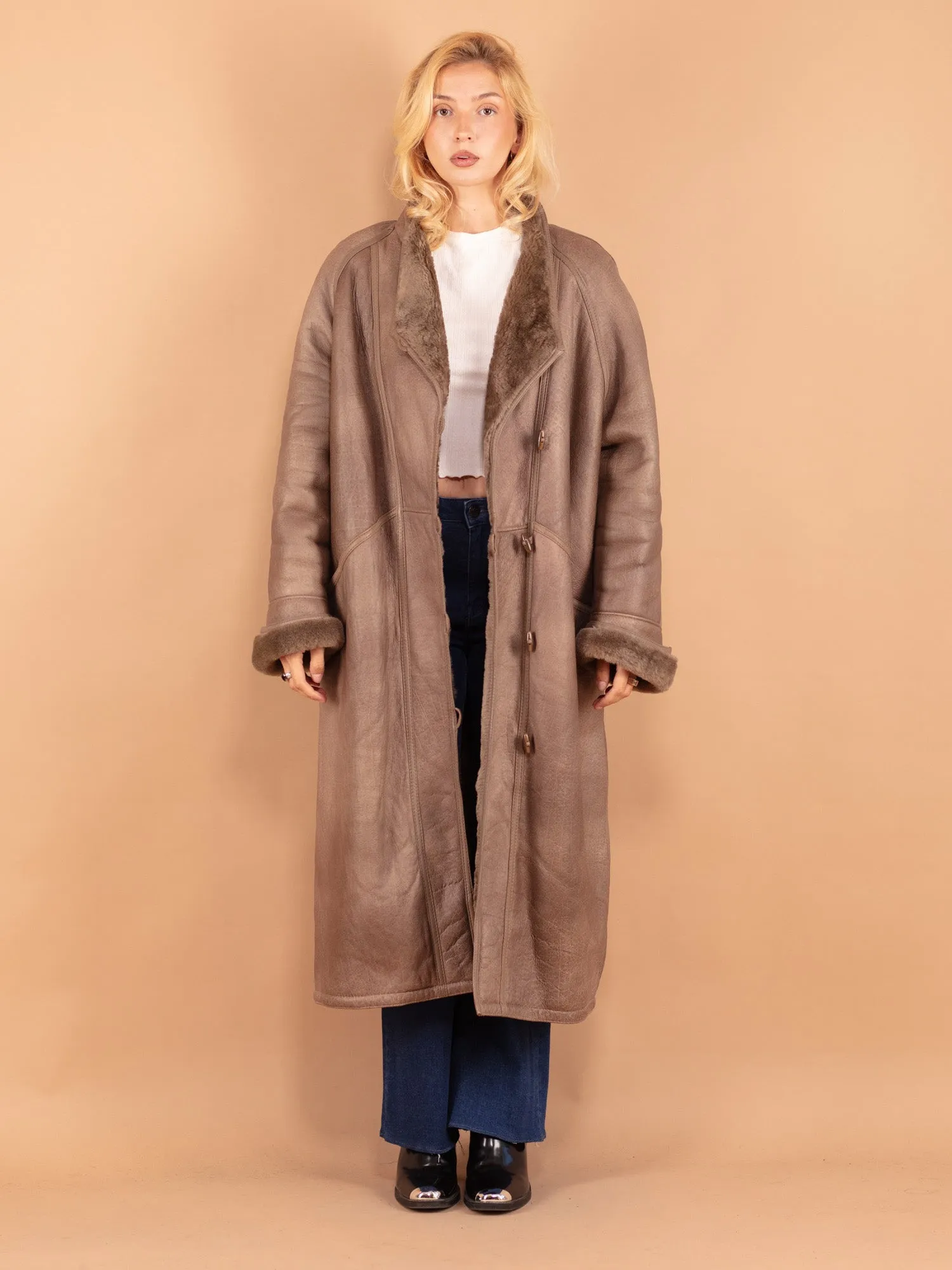 Vintage 80's Women Sheepskin Shearling Coat in Brown